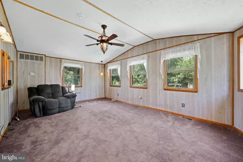 Living - 1247 River Bay Rd, Annapolis, MD 21409 photo 4 of 9