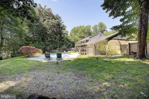 Exterior - 2190 Hallmark Ct, Gambrills, MD 21054 photo 13 of 13