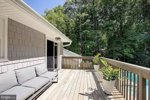 Exterior - 2190 Hallmark Ct, Gambrills, MD 21054 photo 9 of 13