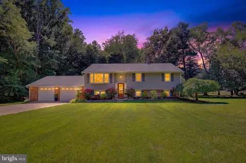 Exterior - 2190 Hallmark Ct, Gambrills, MD 21054 photo 4 of 13