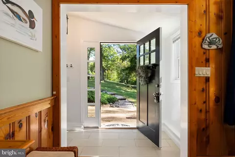 Entry Way - 1211 Dixona Dr, Edgewater, MD 21037 photo 1 of 2