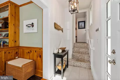 Entry Way - 1211 Dixona Dr, Edgewater, MD 21037 photo 2 of 2