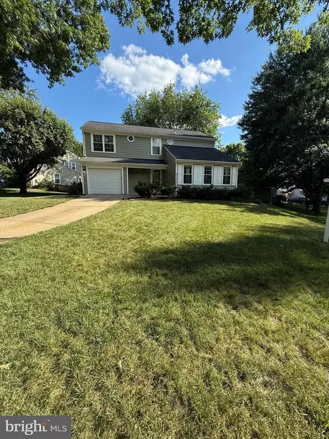 291 College Manor Dr, Arnold, MD 21012