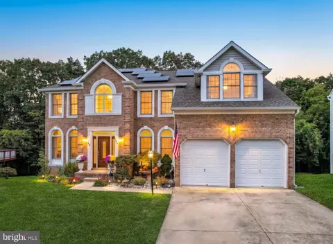 734 Thornwood Dr, Odenton, MD 21113