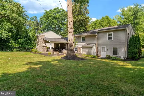 Exterior - 1134 Valley Dr, Pasadena, MD 21122 photo 6 of 12