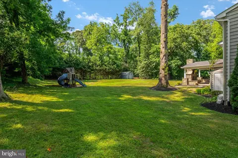 Exterior - 1134 Valley Dr, Pasadena, MD 21122 photo 5 of 12