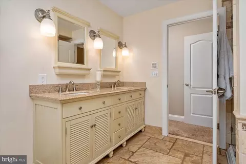 Bath - 1134 Valley Dr, Pasadena, MD 21122 photo 2 of 5