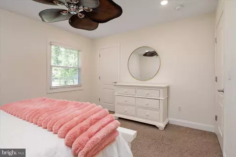 Bedroom - 1134 Valley Dr, Pasadena, MD 21122 photo 3 of 7