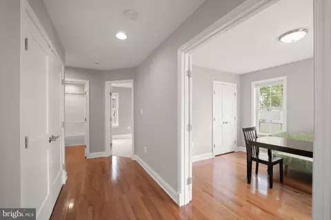 Entry Way - 5222 Spring Ave, Shady Side, MD 20764 photo 4 of 9