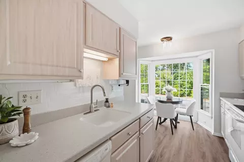 Kitchen - 1270 Caddie Dr, Arnold, MD 21012 photo 2 of 3