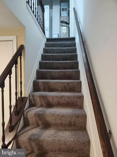 Entry Way - 624 Newbridge Ct, Arnold, MD 21012 photo 3 of 3