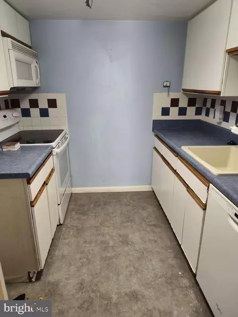 Kitchen - 624 Newbridge Ct, Arnold, MD 21012 photo 1 of 1