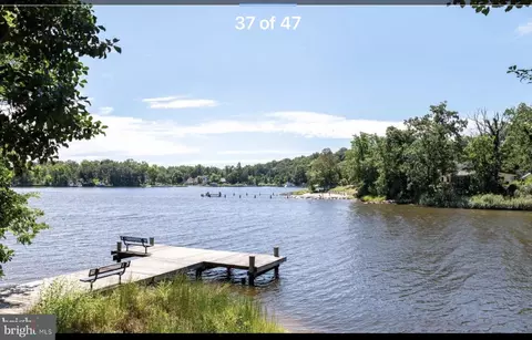 View/Area - 117 Oakwood Rd, Edgewater, MD 21037 photo 2 of 5