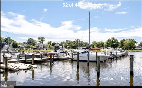 117 Oakwood Rd, Edgewater, MD 21037