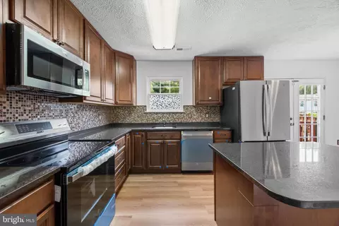 Other - 313 Cool Breeze Ct, Pasadena, MD 21122 photo 4 of 11