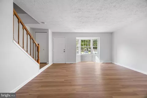 Living - 313 Cool Breeze Ct, Pasadena, MD 21122 photo 2 of 5