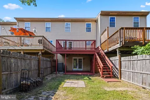 Exterior - 313 Cool Breeze Ct, Pasadena, MD 21122 photo 7 of 8