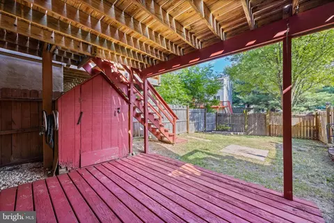 Exterior - 313 Cool Breeze Ct, Pasadena, MD 21122 photo 5 of 8