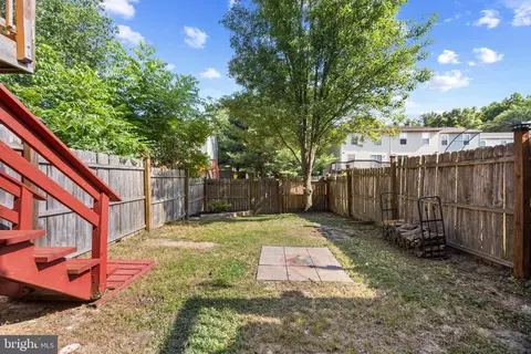 Exterior - 313 Cool Breeze Ct, Pasadena, MD 21122 photo 6 of 8