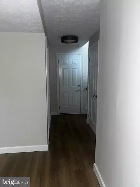Entry Way - 1407 Gesna Dr, Hanover, MD 21076 photo 11 of 12