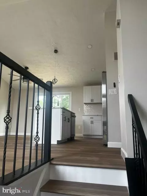Entry Way - 1407 Gesna Dr, Hanover, MD 21076 photo 10 of 12