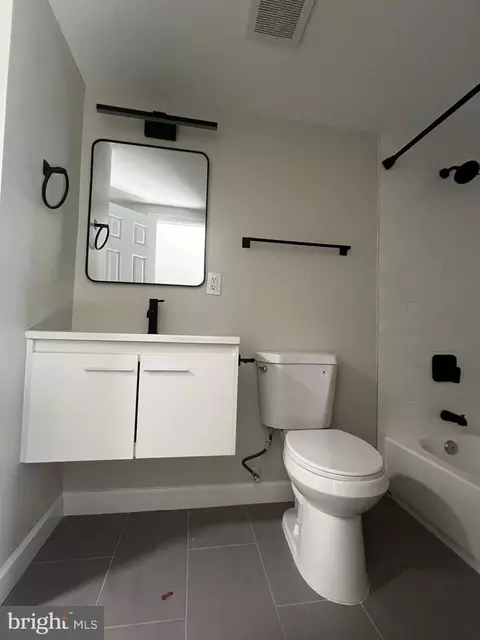 Bath - 1407 Gesna Dr, Hanover, MD 21076 photo 6 of 13