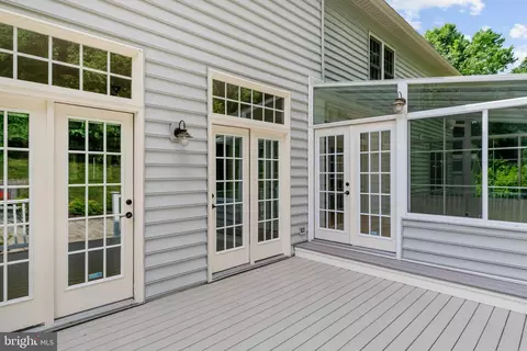 Exterior - 3 Sewall Ct, Edgewater, MD 21037 photo 13 of 14