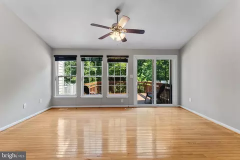 Living - 1504 Falling Brook Ct, Odenton, MD 21113 photo 2 of 8