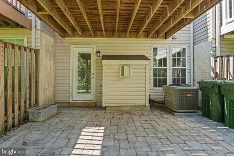 Exterior - 1504 Falling Brook Ct, Odenton, MD 21113 photo 7 of 8