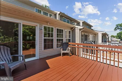 Exterior - 1504 Falling Brook Ct, Odenton, MD 21113 photo 5 of 8