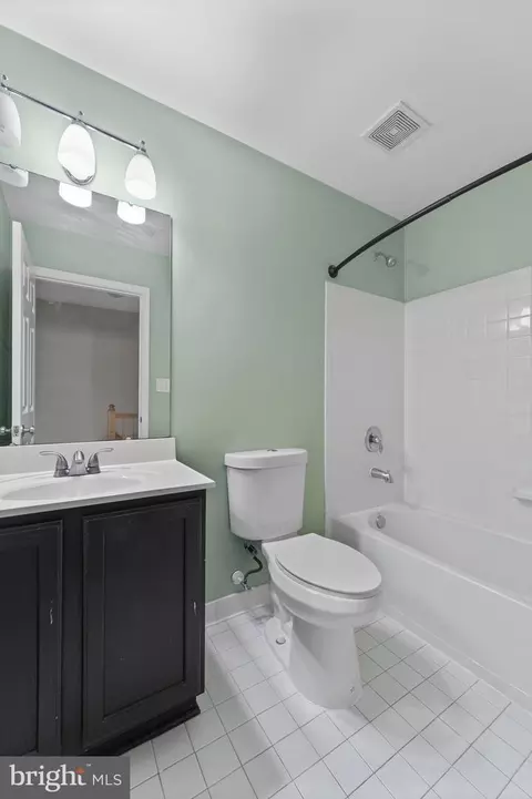 Bath - 1504 Falling Brook Ct, Odenton, MD 21113 photo 5 of 5