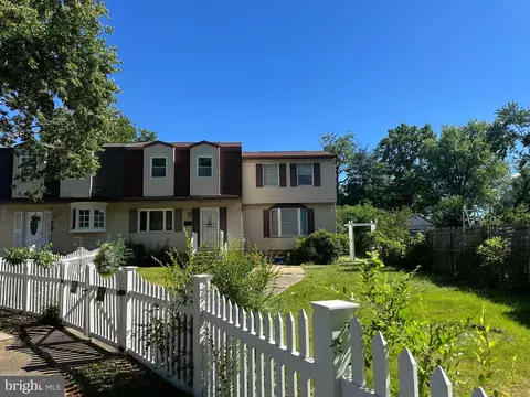 8511 Summit Rd, Pasadena, MD 21122 photo 3