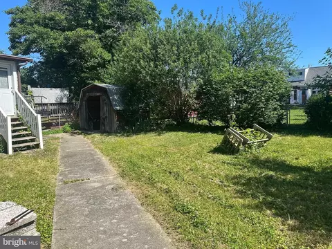 8511 Summit Rd, Pasadena, MD 21122 photo 9