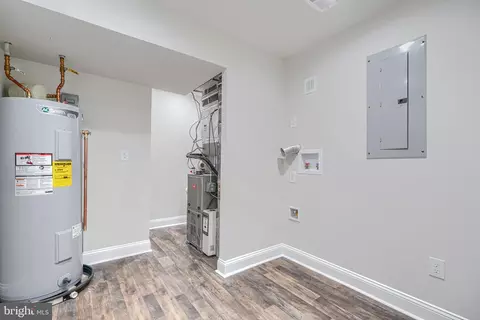 Entry Way - 7518 Harmans Rd, Harmans, MD 21077 photo 8 of 8