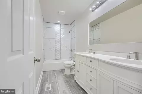 Bath - 7518 Harmans Rd, Harmans, MD 21077 photo 1 of 3