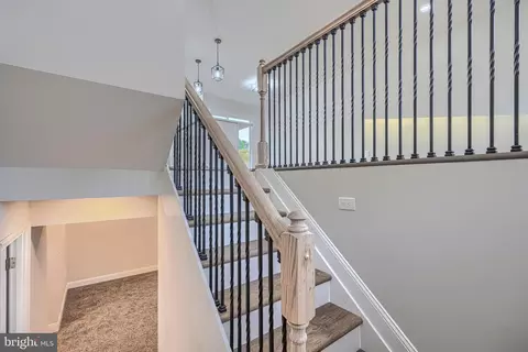 Entry Way - 7518 Harmans Rd, Harmans, MD 21077 photo 1 of 8
