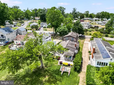 View/Area - 3440 S River Ter, Edgewater, MD 21037 photo 6 of 9