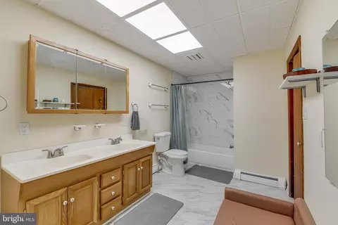 Bath - 3440 S River Ter, Edgewater, MD 21037 photo 1 of 6