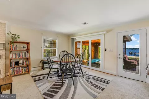 Dining - 3440 S River Ter, Edgewater, MD 21037 photo 2 of 2