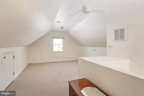 Bedroom - 812 Bay View Dr, Deale, MD 20751 photo 6 of 7