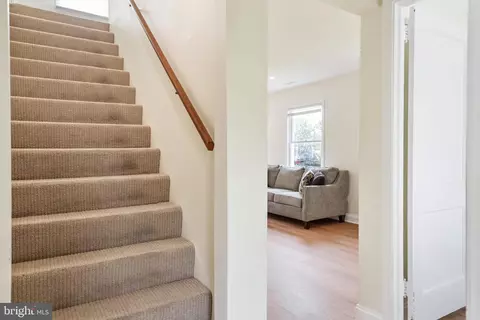 Entry Way - 812 Bay View Dr, Deale, MD 20751 photo 2 of 3