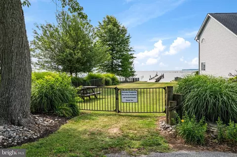 Exterior - 812 Bay View Dr, Deale, MD 20751 photo 6 of 6