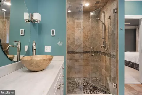 Bath - 6456 Meadowlark Dr, Dunkirk, MD 20754 photo 3 of 7
