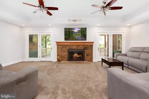 Living - 6456 Meadowlark Dr, Dunkirk, MD 20754 photo 1 of 2