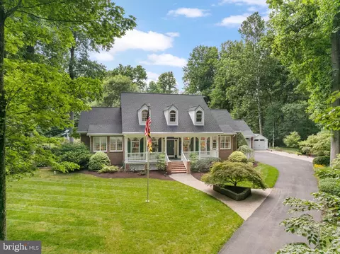 Exterior - 6456 Meadowlark Dr, Dunkirk, MD 20754 photo 8 of 27