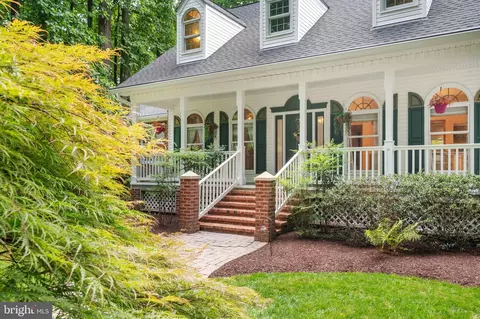 Exterior - 6456 Meadowlark Dr, Dunkirk, MD 20754 photo 9 of 27
