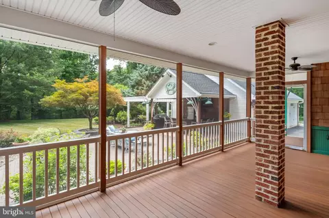 Exterior - 6456 Meadowlark Dr, Dunkirk, MD 20754 photo 13 of 27