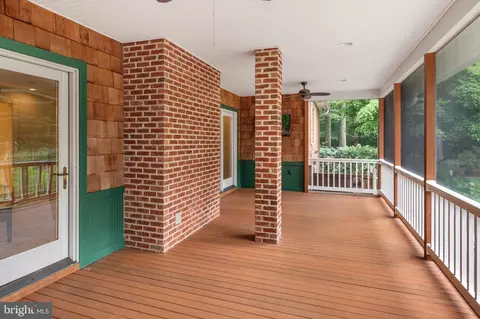 Exterior - 6456 Meadowlark Dr, Dunkirk, MD 20754 photo 12 of 27