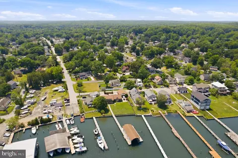 View/Area - 3689 1st Ave, Edgewater, MD 21037 photo 2 of 11