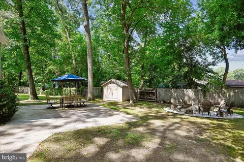 Exterior - 252 Magothy Bridge Rd, Pasadena, MD 21122 photo 5 of 6